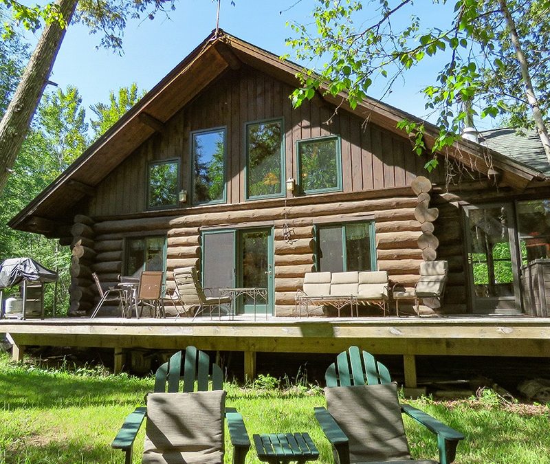 NEW!! Lutsen Tait Lake Hand Crafted Log Home!